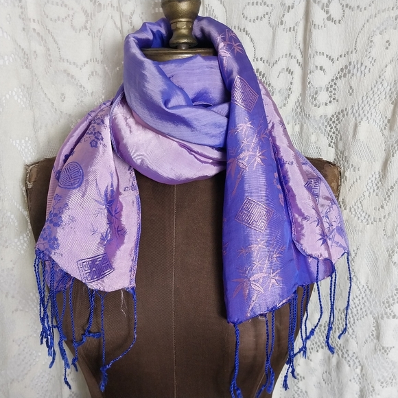 100% Silk Scarf Rectangle Pink Purple Blue Tassels Color Shift 68"×17" - Picture 4 of 7